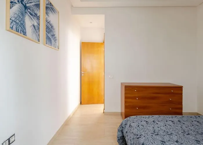 Beachfront Escape - Panoramic View And Spacious Terrace